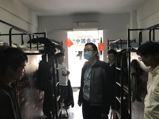 江苏db真人技术学院：守生尽责，“疫”不容辞